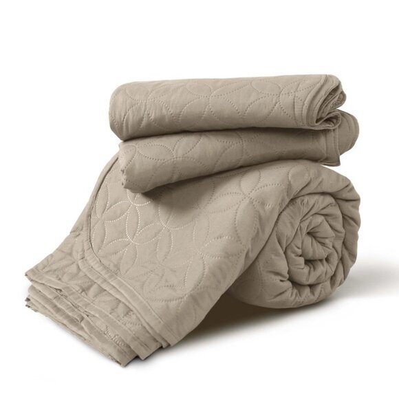 Elegant Taupe Quilted Lightweight Bedspread 3pc Set King - Picture 3 of 10